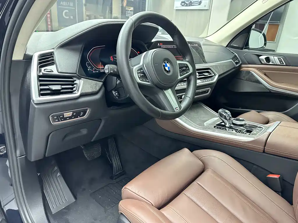 BMW X5 (Import) — миниатюра 12