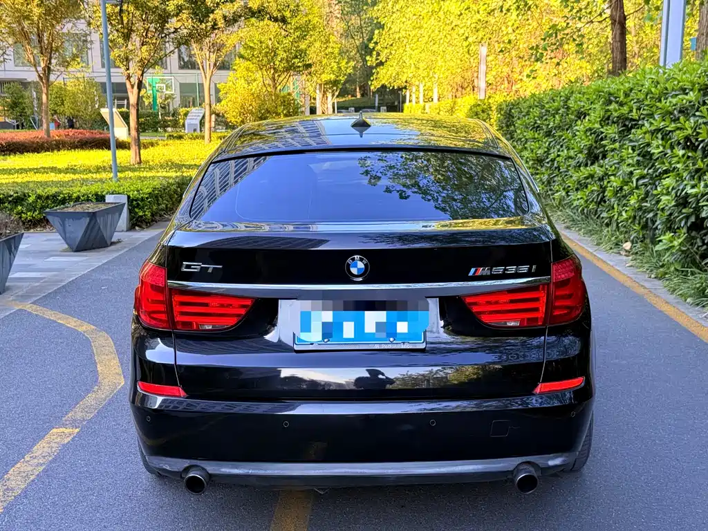 BMW 5 Series GT — миниатюра 4