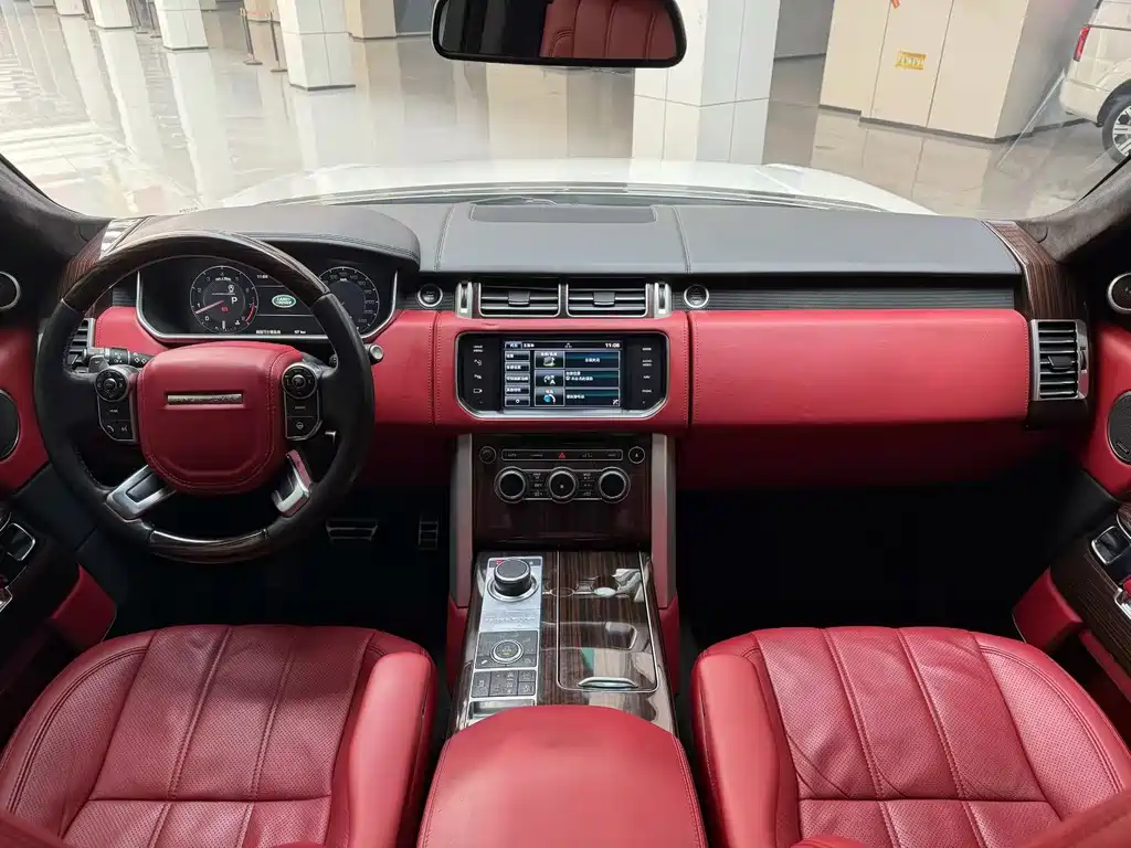 Land Rover Range Rover 2015 5.0 SC V8 AB Long Wheelbase