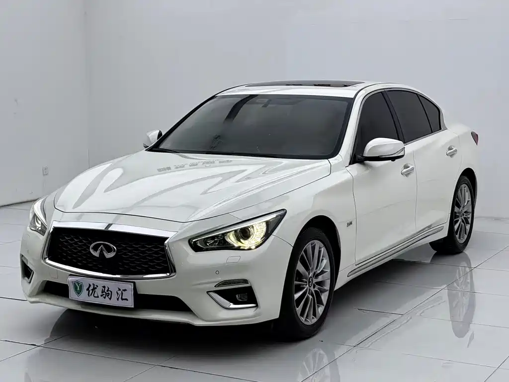 Infiniti Q50L 2018