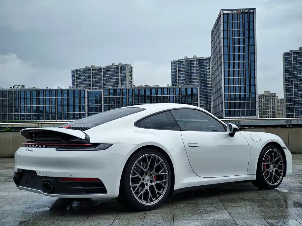 Porsche 911 2023 Carrera 3.0T