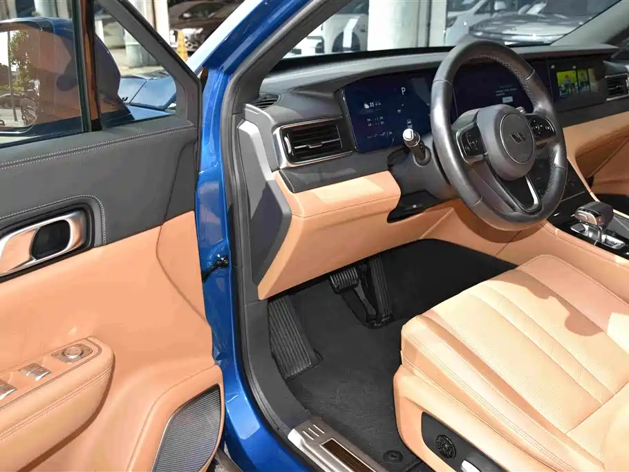 Li Auto ONE 2020 6 мест