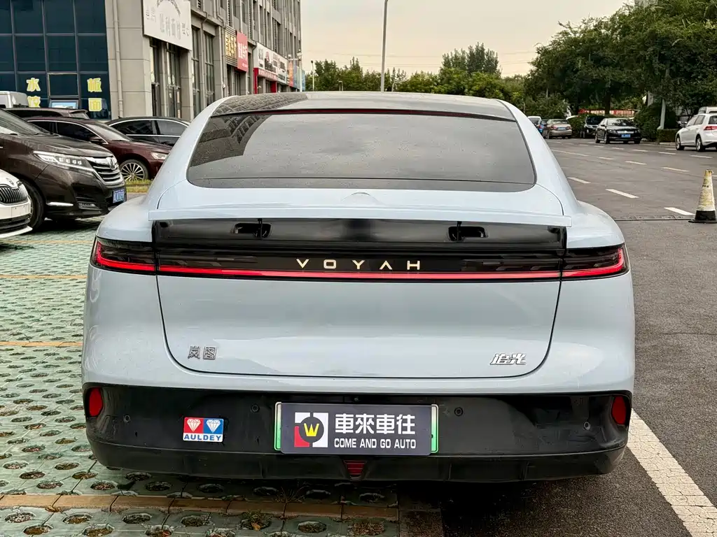VOYAH Zeekr — миниатюра 5