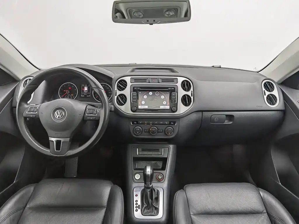 Volkswagen Tiguan — миниатюра 5