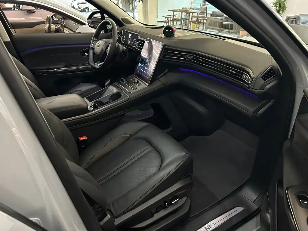 NIO ES6 — миниатюра 5
