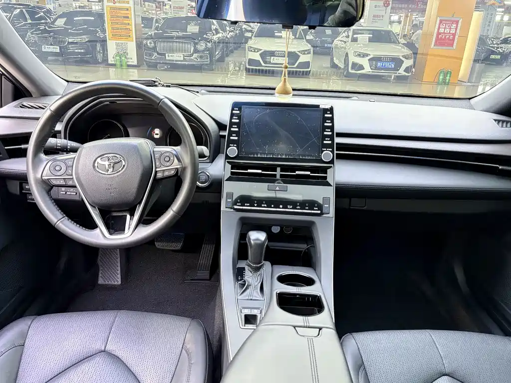 Toyota Avalon — миниатюра 4