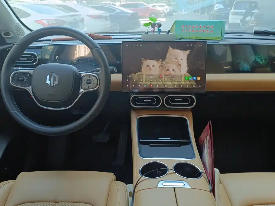 Leapmotor Leapmotor C11 — миниатюра 12