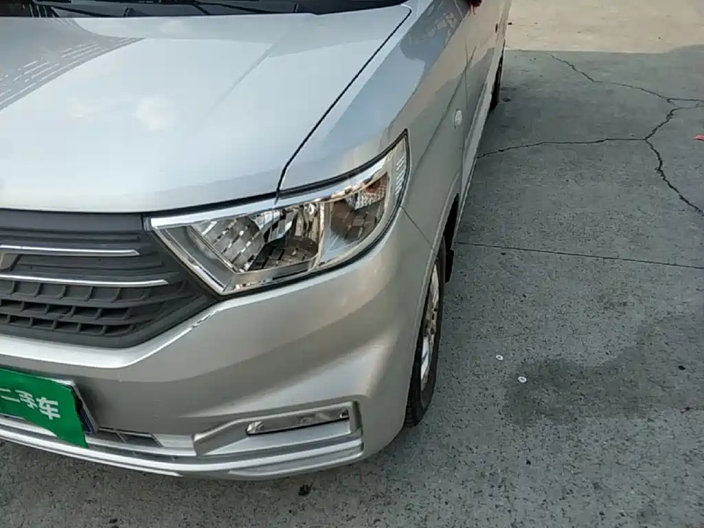 Wuling Hongguang V — миниатюра 24