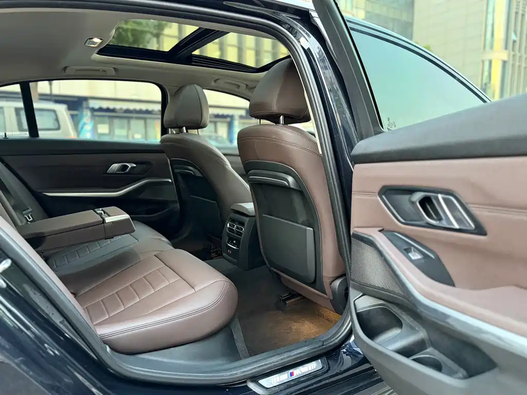 BMW 3 Series — миниатюра 8