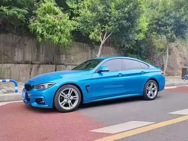 BMW 4 SERIES