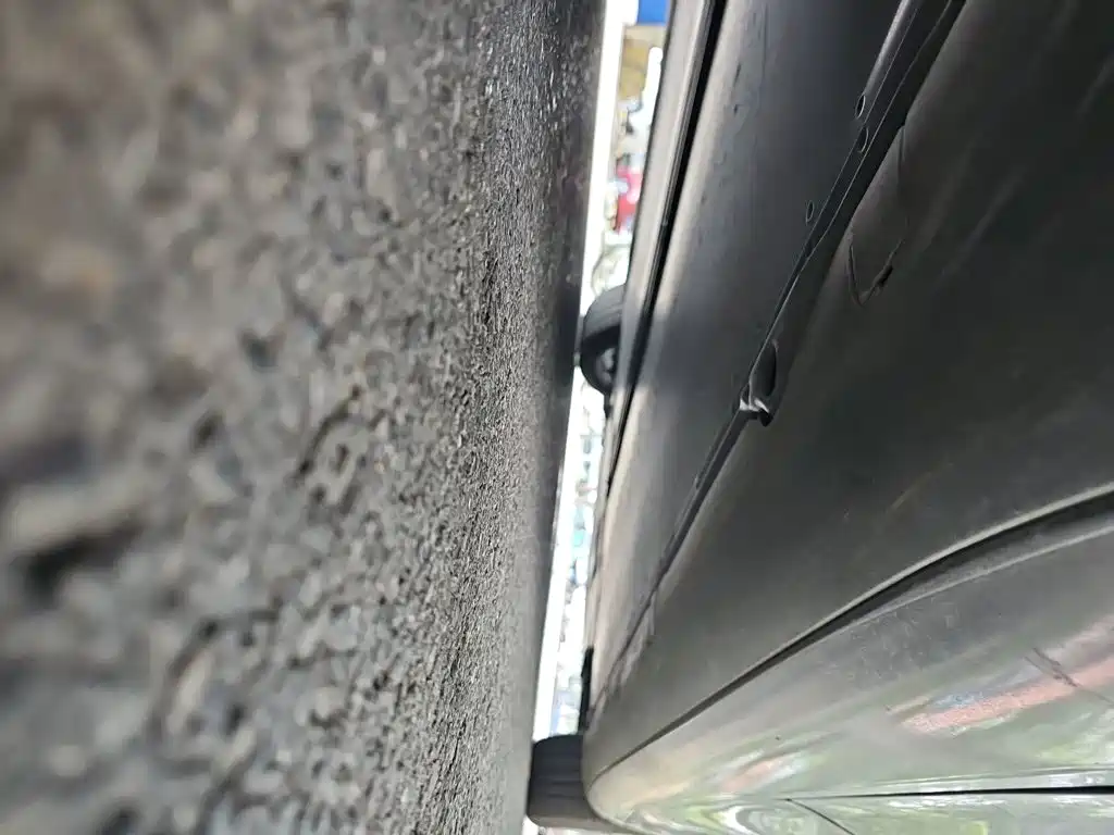 Tesla Model 3 — миниатюра 18