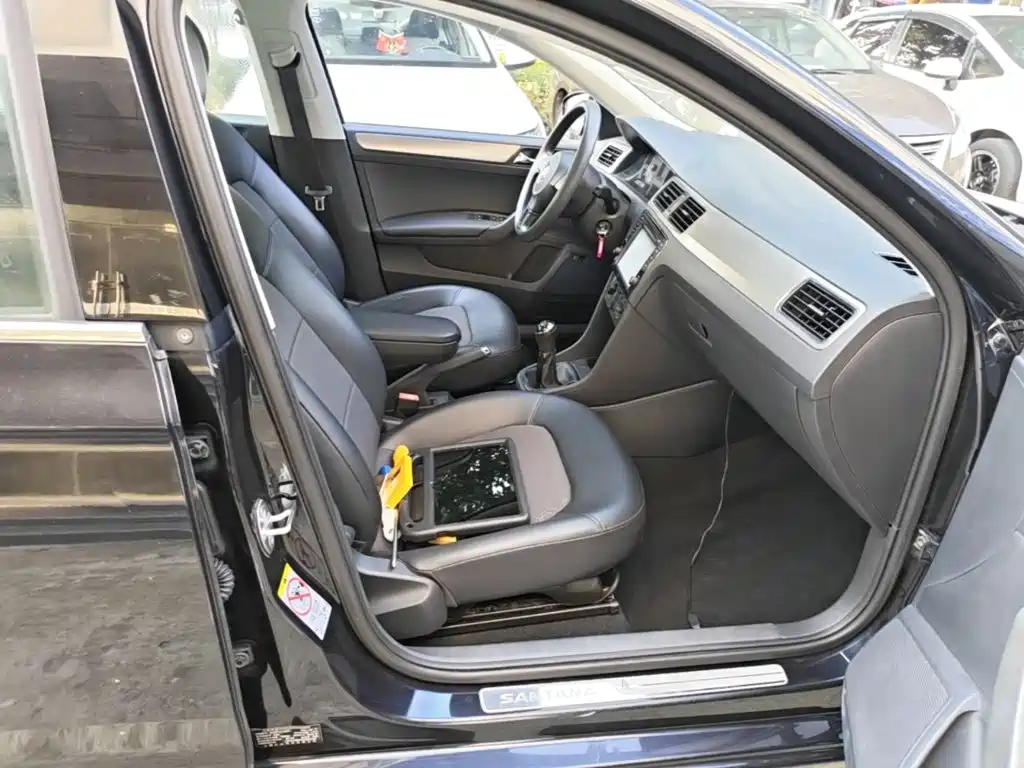 Volkswagen Santana — миниатюра 25