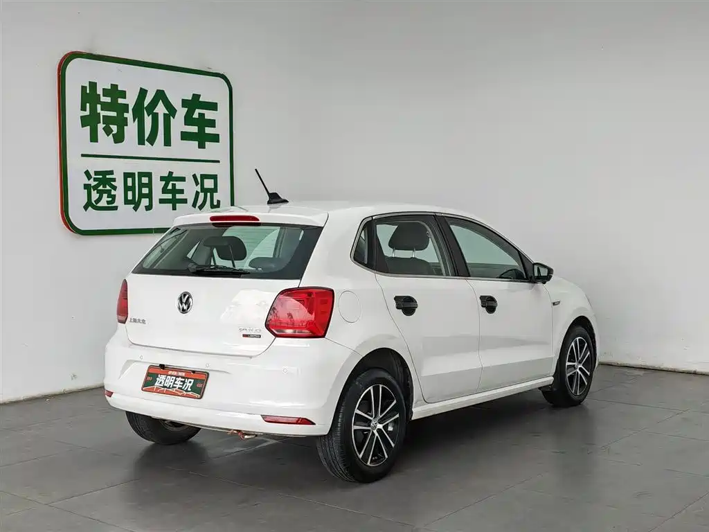 Volkswagen Polo 2014 1.6L AT 30