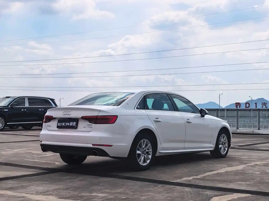 Audi A4L — миниатюра 5