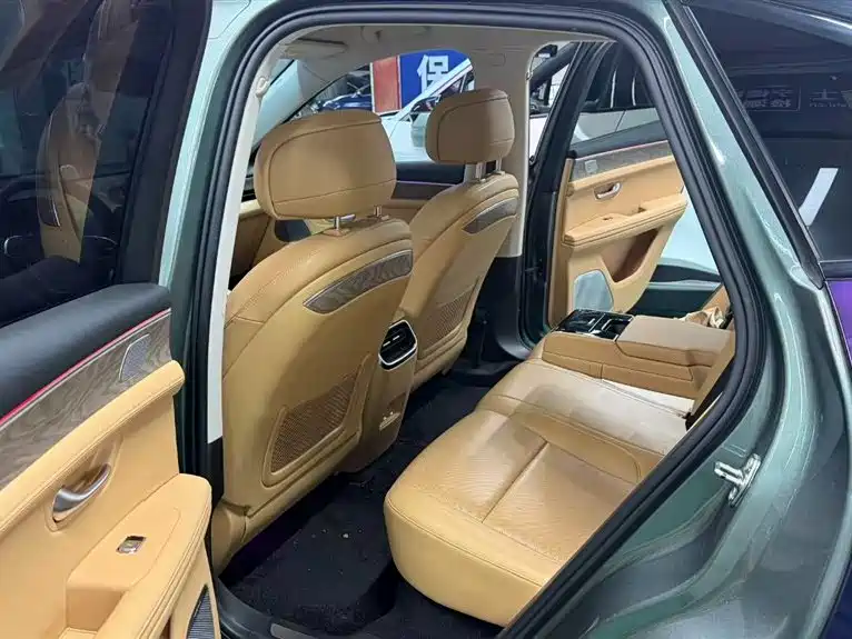 Aito M5