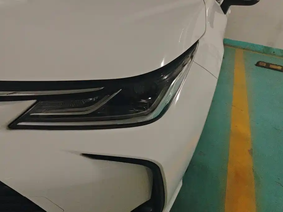 Toyota Corolla — миниатюра 5