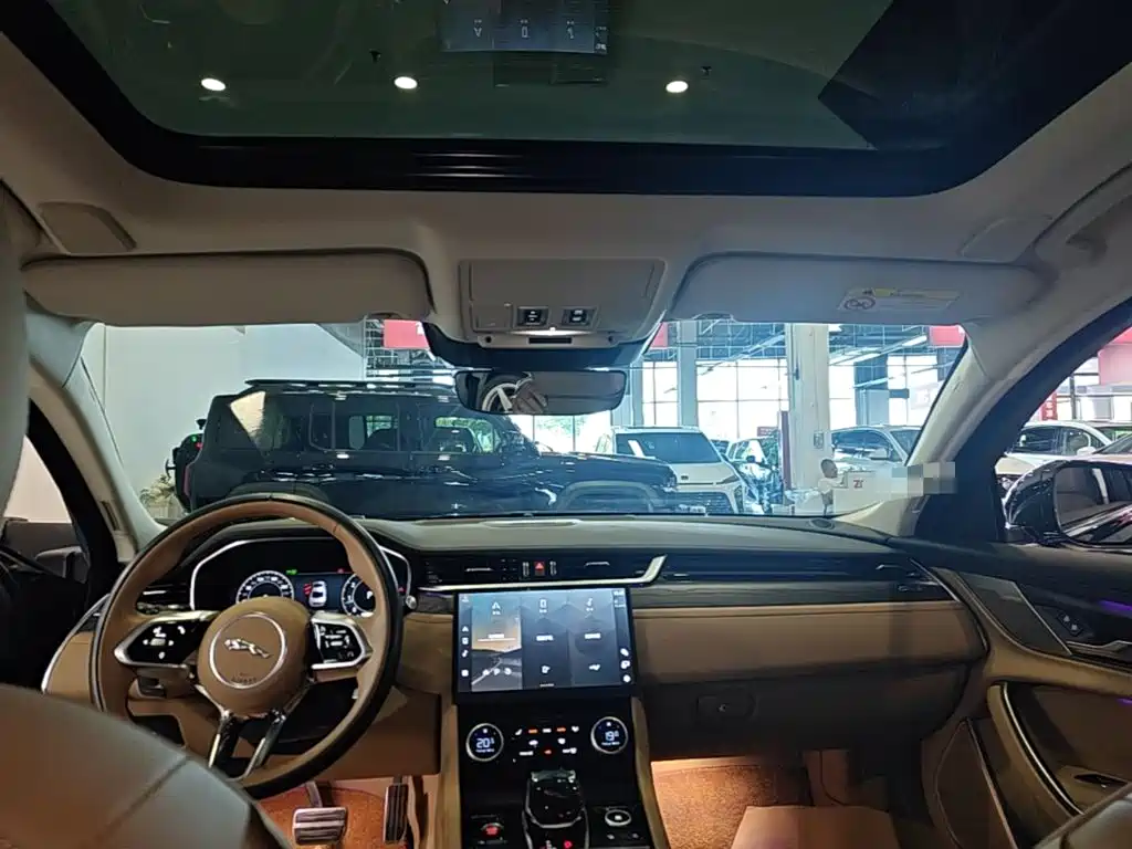 Jaguar XFL — миниатюра 18