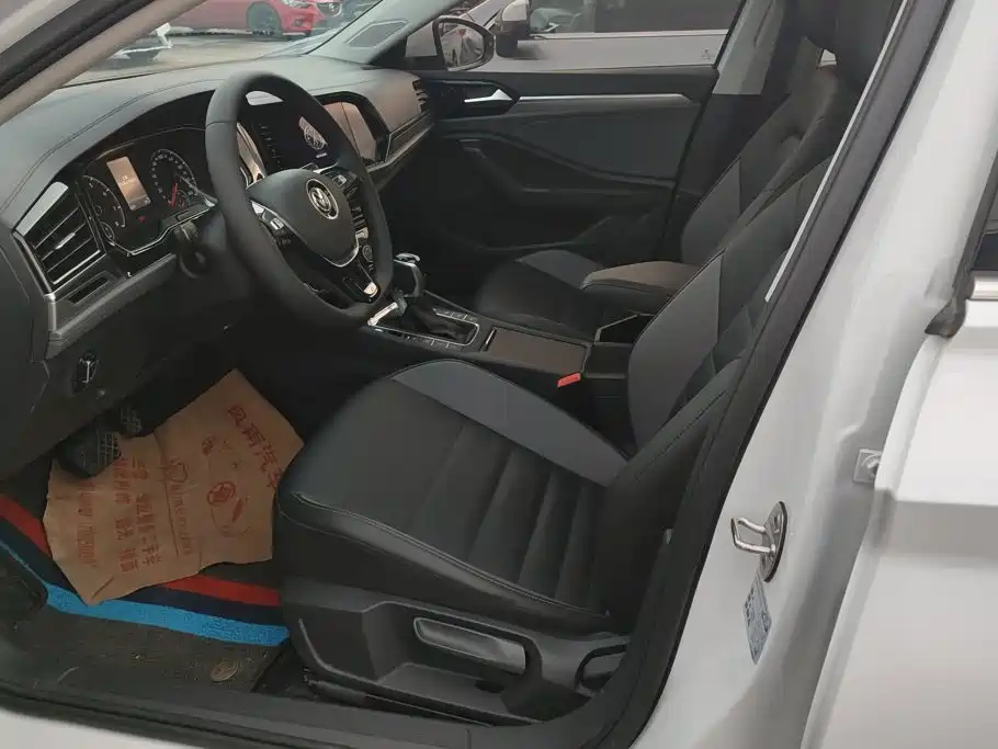 Volkswagen Sagitar — миниатюра 9