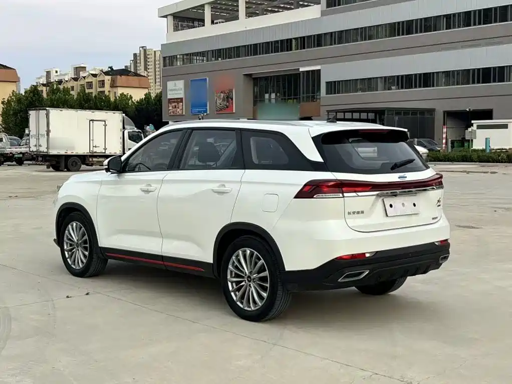 Oshan X7 Plus 2022 1.5T AT Luxury