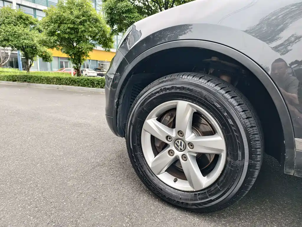 Volkswagen Touareg 2011 3.0TSI