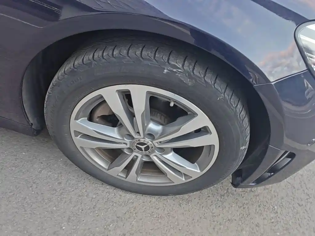 Mercedes-Benz C-Class — миниатюра 12