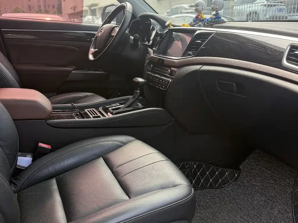 GAC Motor Trumpchi GS8 — миниатюра 21