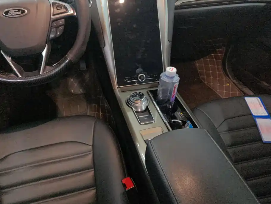 Ford Mondeo — миниатюра 16