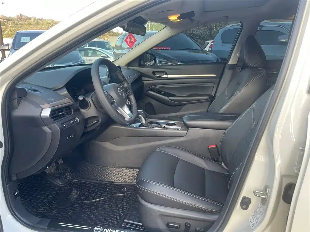 Nissan Altima 2021 2.0L XL Upper AD1