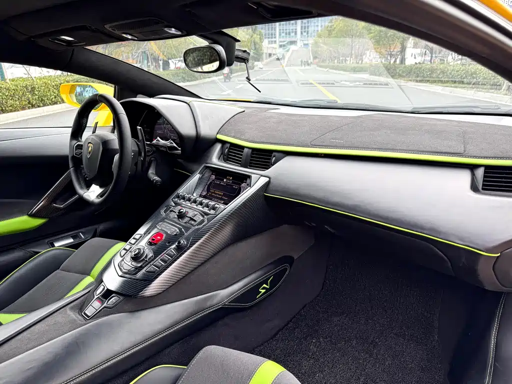 Lamborghini Aventador 2011 LP 700-4