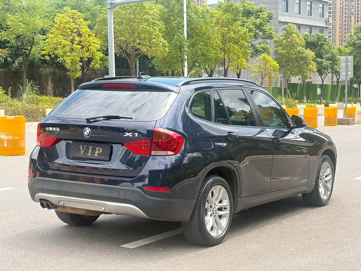 BMW X1