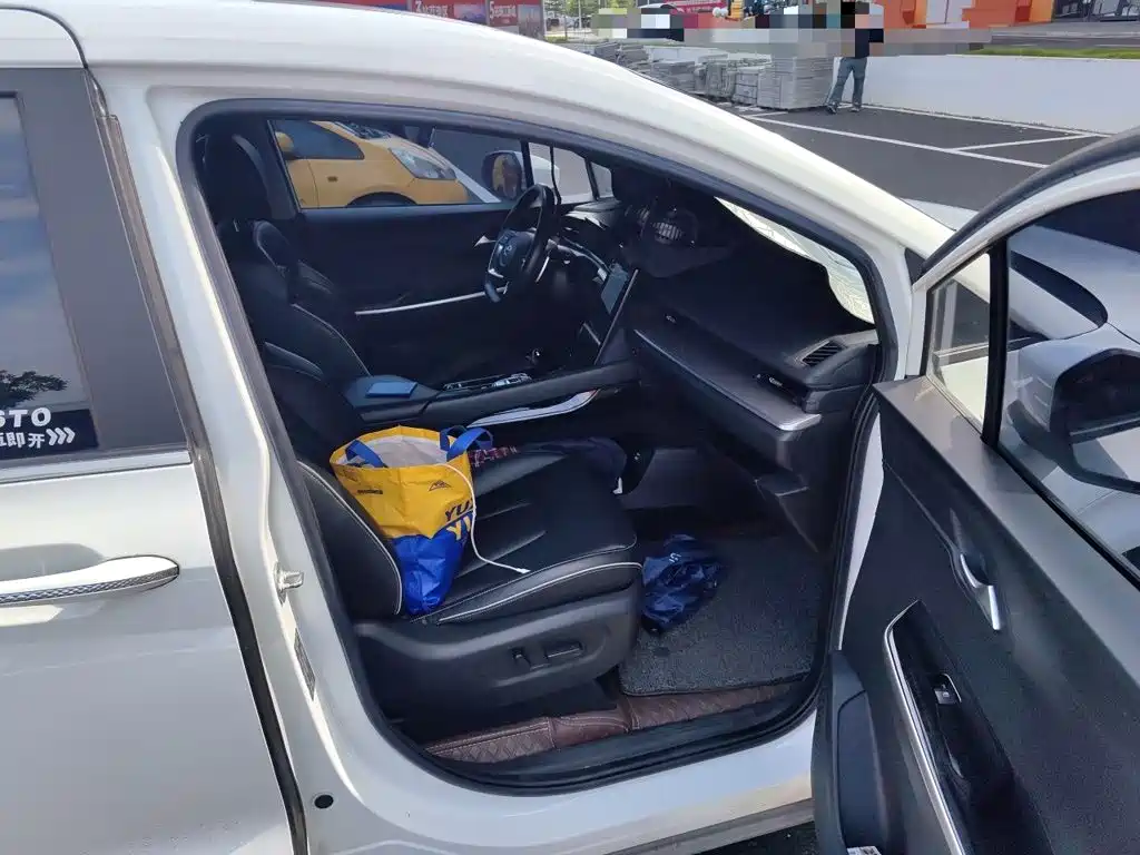 Hyundai Custo — миниатюра 19