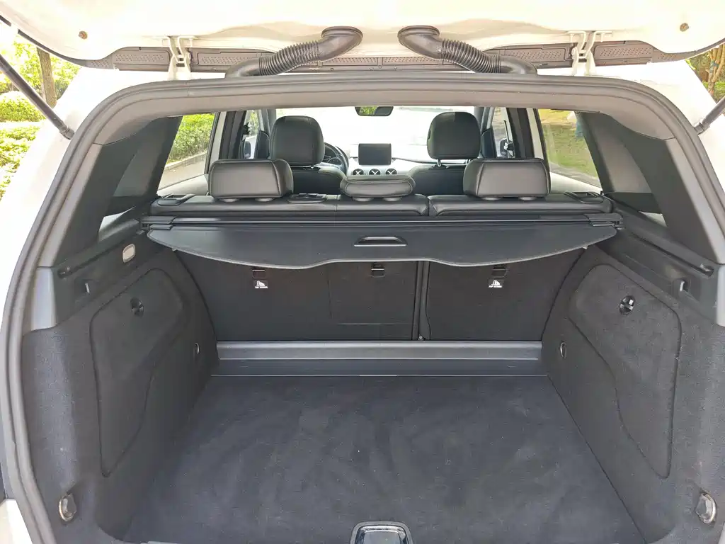 Mercedes-Benz B-Class — миниатюра 14