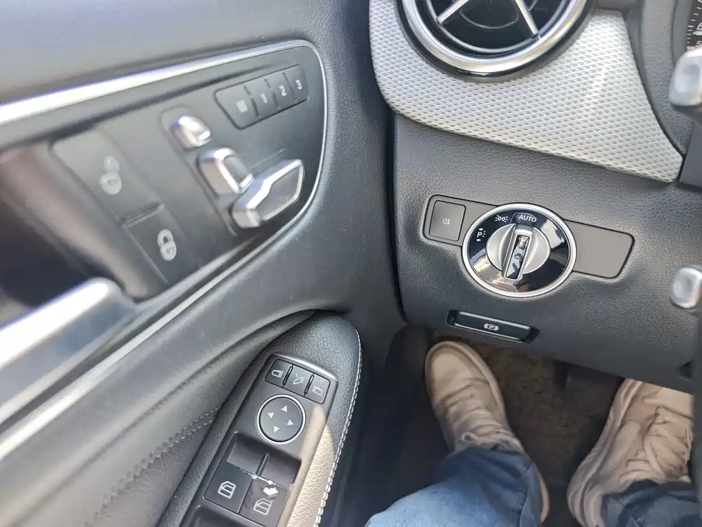 Mercedes-Benz B-Class — миниатюра 16