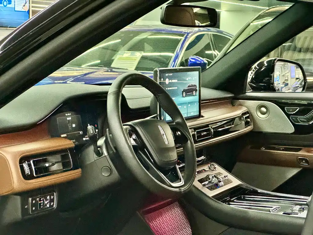 Lincoln Aviator — миниатюра 6