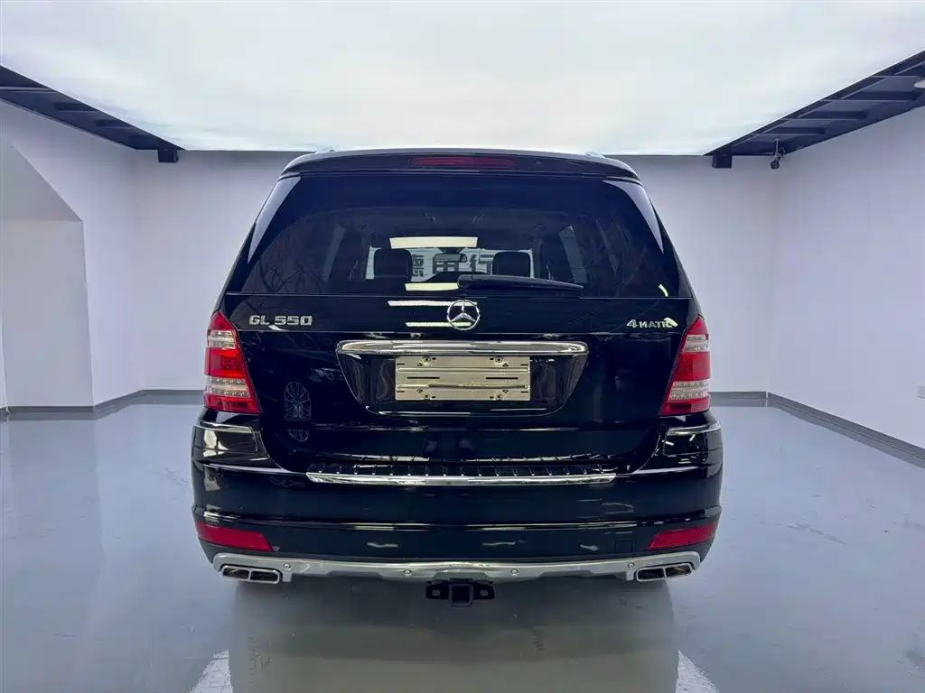 Mercedes-Benz GL 2010 GL 550 4MATIC