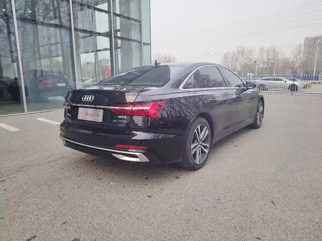 Audi A6L 2024 40 TFSI Luxury