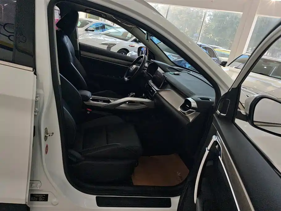 GEELY AUTOMOBILE BINYUE