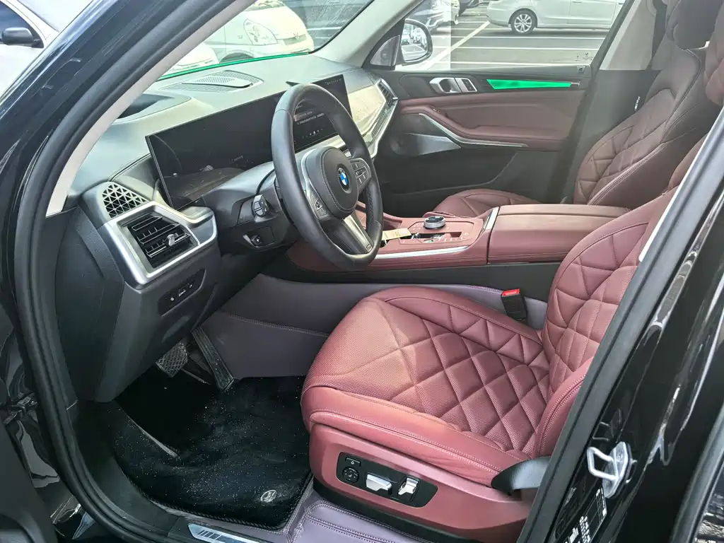 BMW X5 2026 xDrive 30Li Premium M Sport