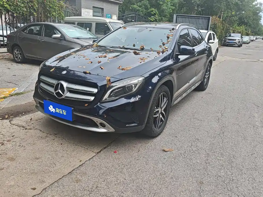 Mercedes-Benz GLA