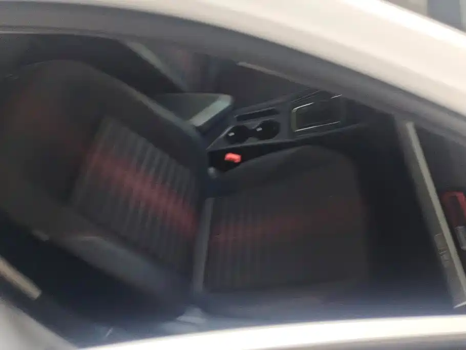 Volkswagen Lavida — миниатюра 8