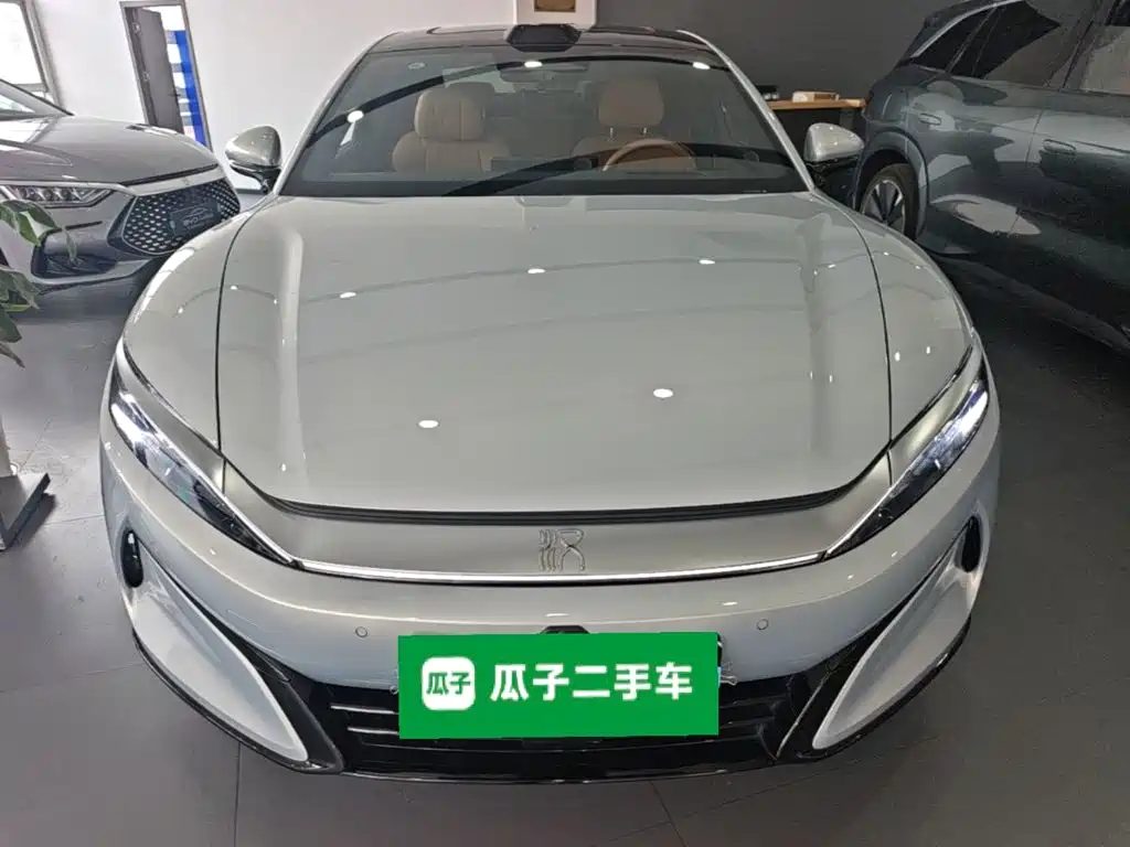 BYD Han L 2025 EV Flagship