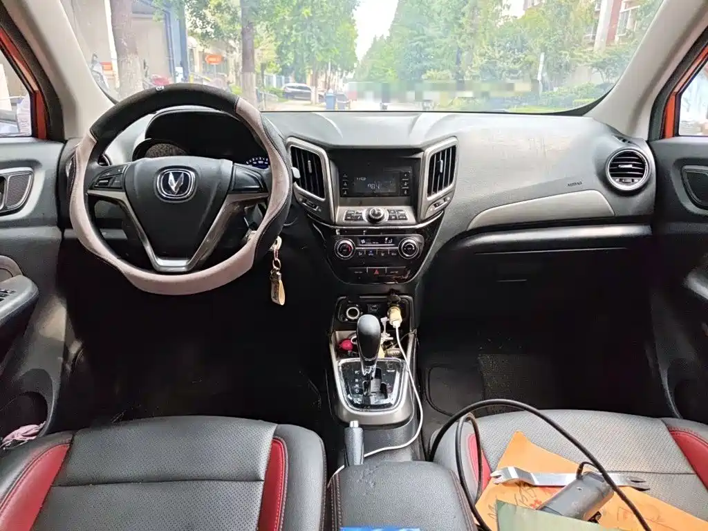 Changan CS15 — миниатюра 10
