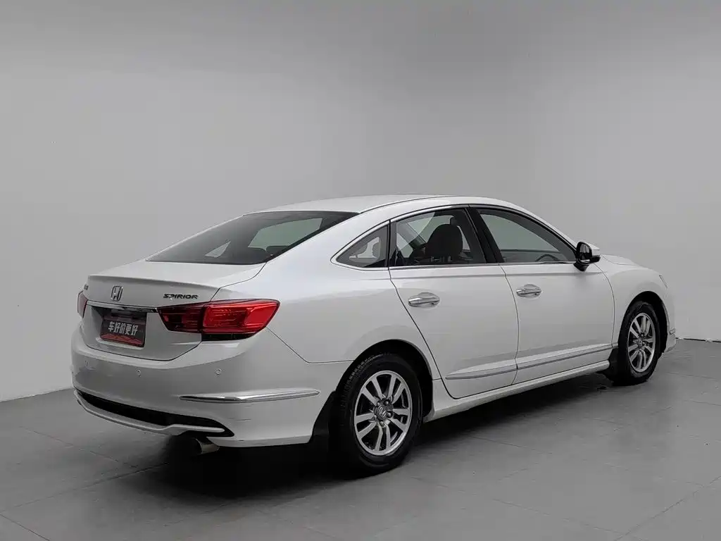 Honda Spirior — миниатюра 2