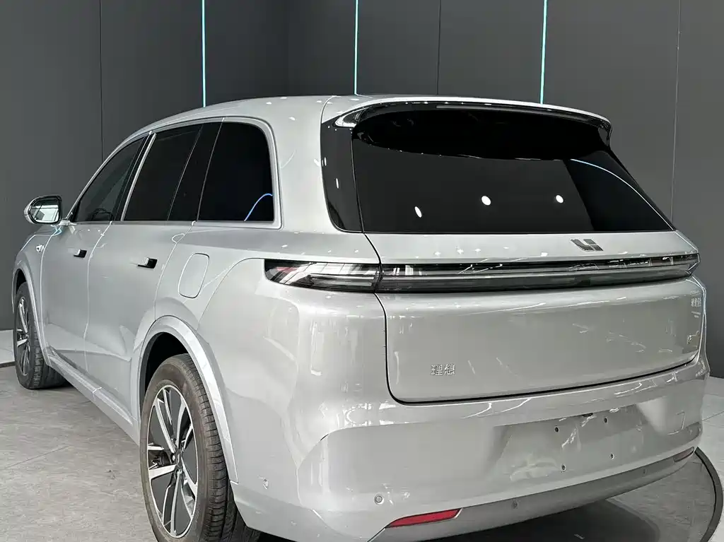 Li Auto L8 2024 Pro
