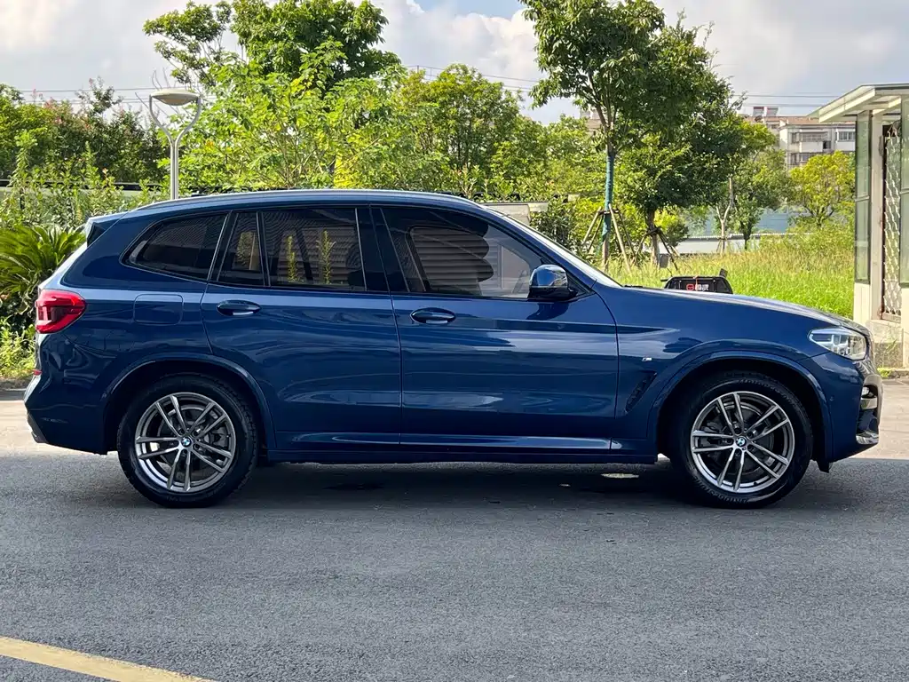 BMW X3 — миниатюра 28