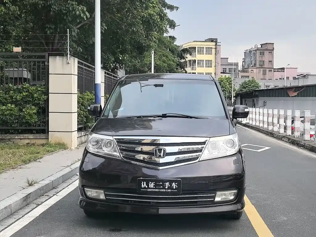 Honda Elysion — миниатюра 2