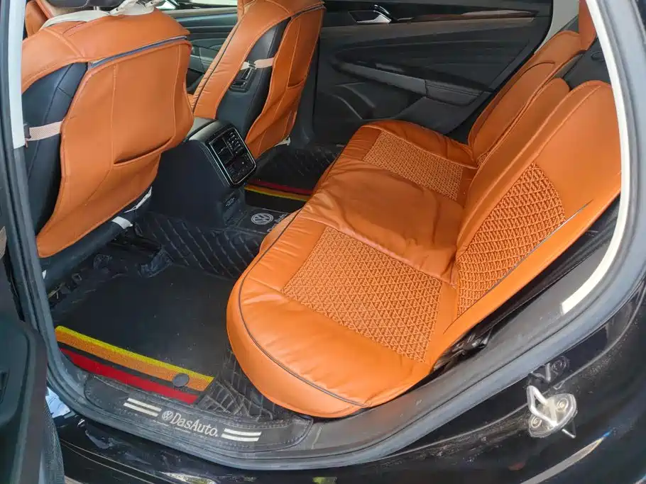 Volkswagen Passat — миниатюра 11