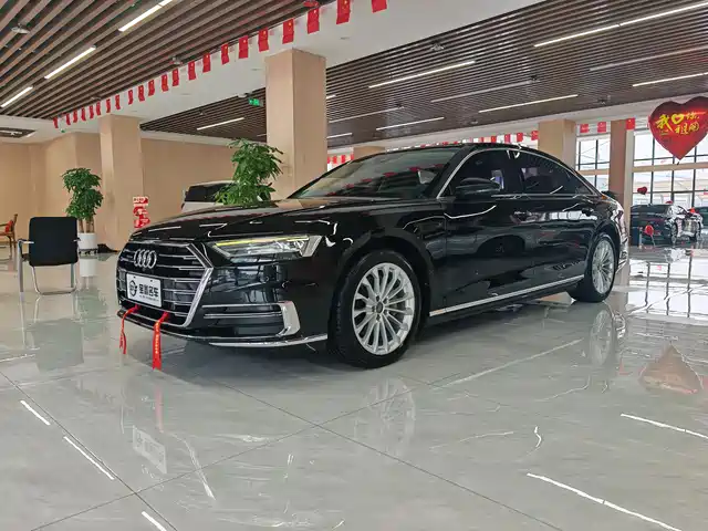 AUDI  A8 2020