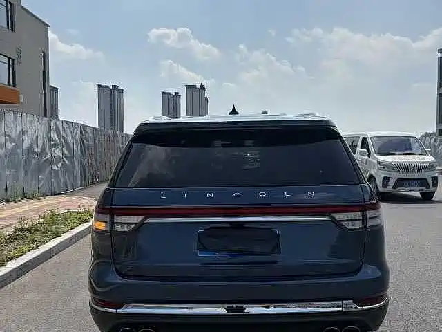 Lincoln Aviator (Import) — миниатюра 9