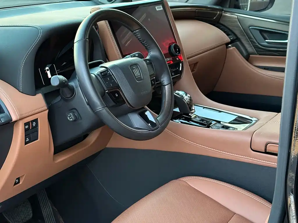 Toyota Vellfire — миниатюра 6